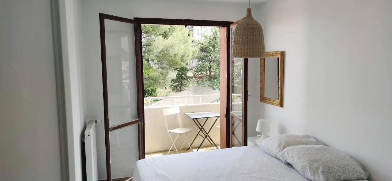 Wonderful View Basilique Notre Dame 2 Exteriors & Private Parking Apartment Marseille France