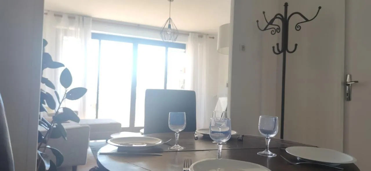Wonderful View Basilique Notre Dame 2 Exteriors & Private Parking Apartment Marseille