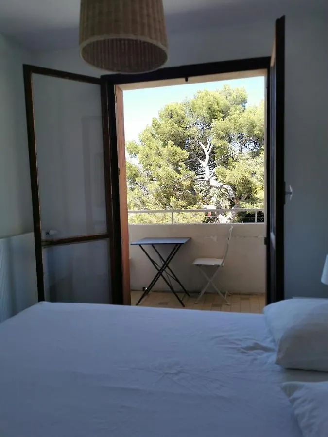 Wonderful View Basilique Notre Dame 2 Exteriors & Private Parking Apartment Marseille France
