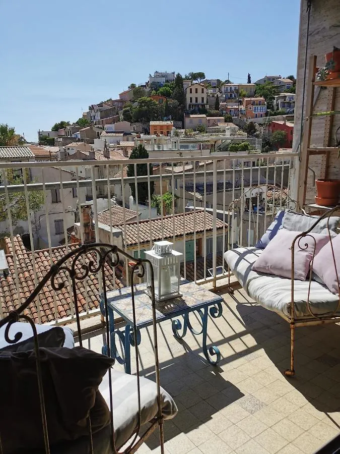 Wonderful View Basilique Notre Dame 2 Exteriors & Private Parking Apartment Marseille